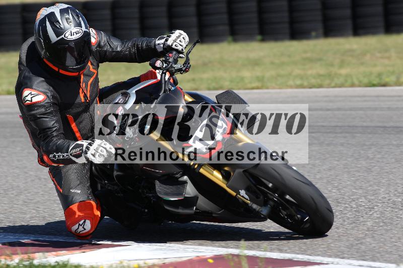 /Archiv-2025/48 25.08.2025 Cornu Master School ADR/rot-rouge/120